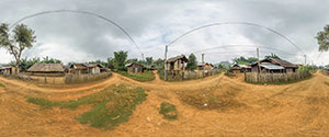 Phonsavan, Bomb Village